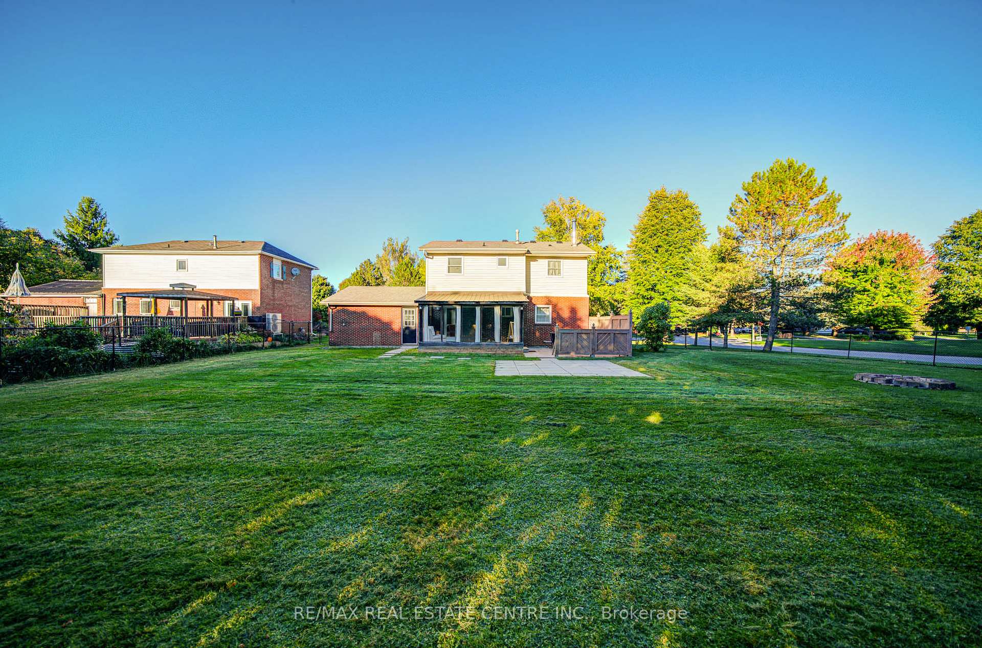 Photo 48 of 32 Agnes Street, Caledon, Alton — HOMEH