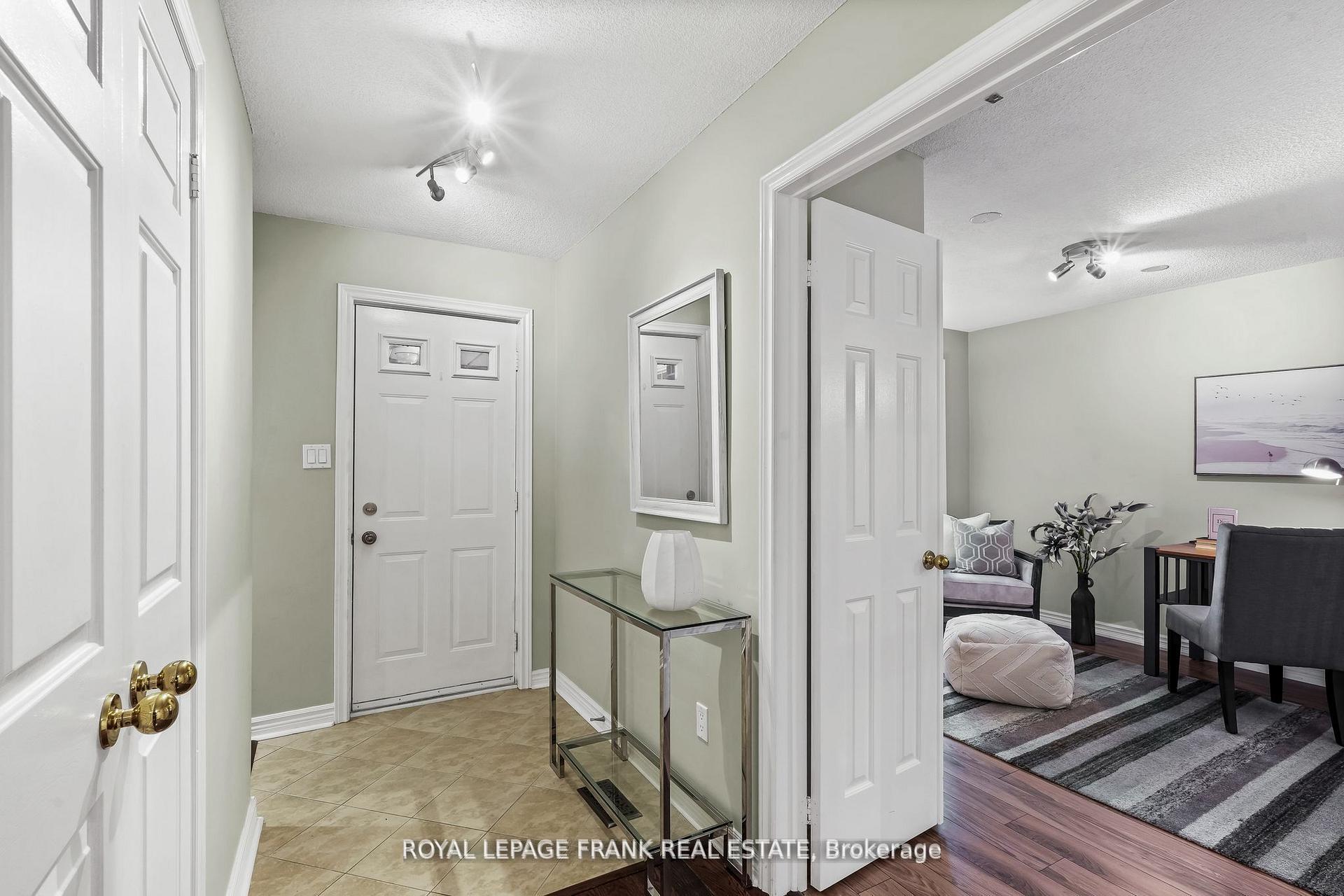 Photo 8 of Unit D-13, 1663 Nash Road, Clarington, Courtice — HOMEH