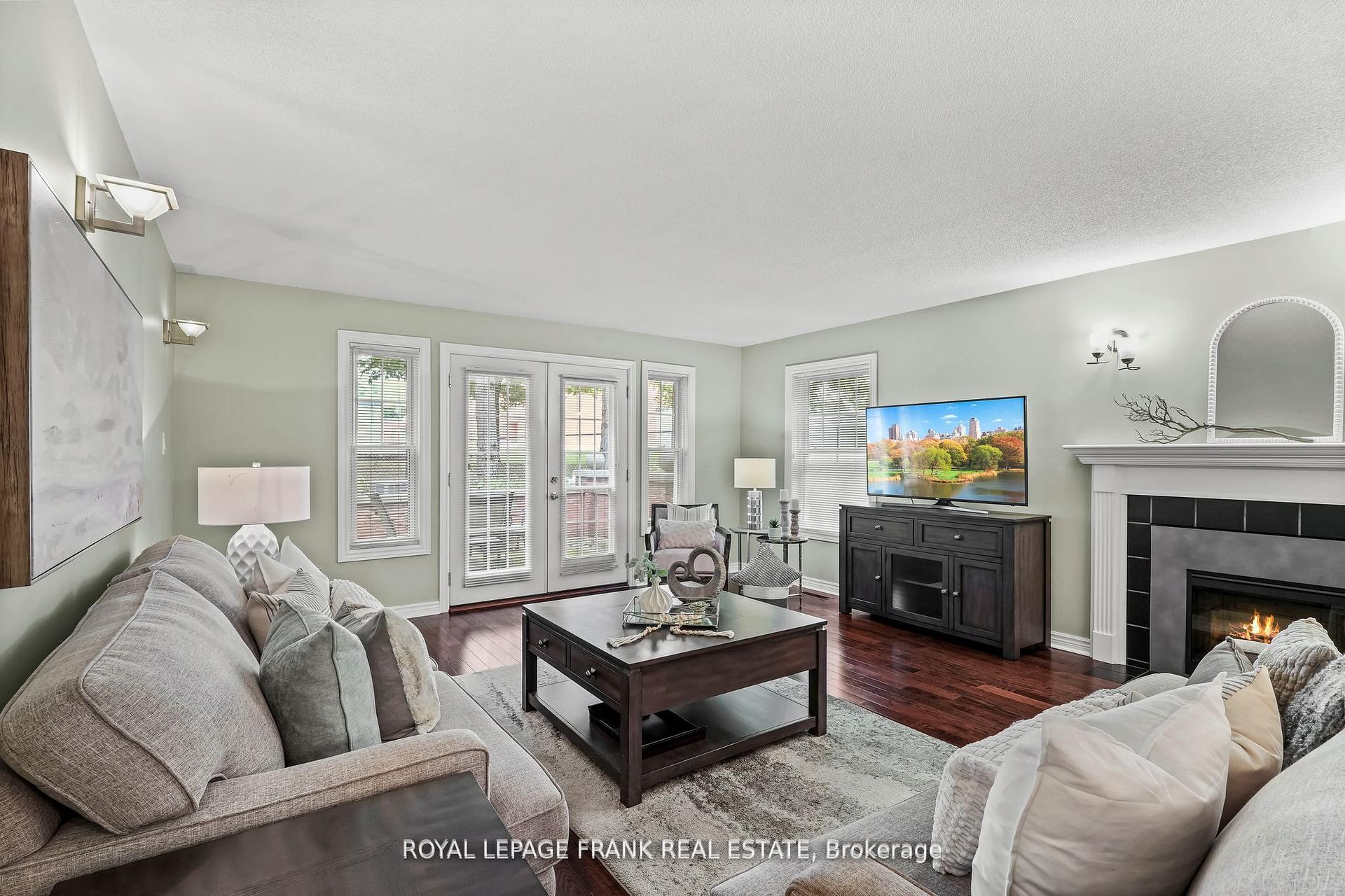 Photo 9 of Unit D-13, 1663 Nash Road, Clarington, Courtice — HOMEH