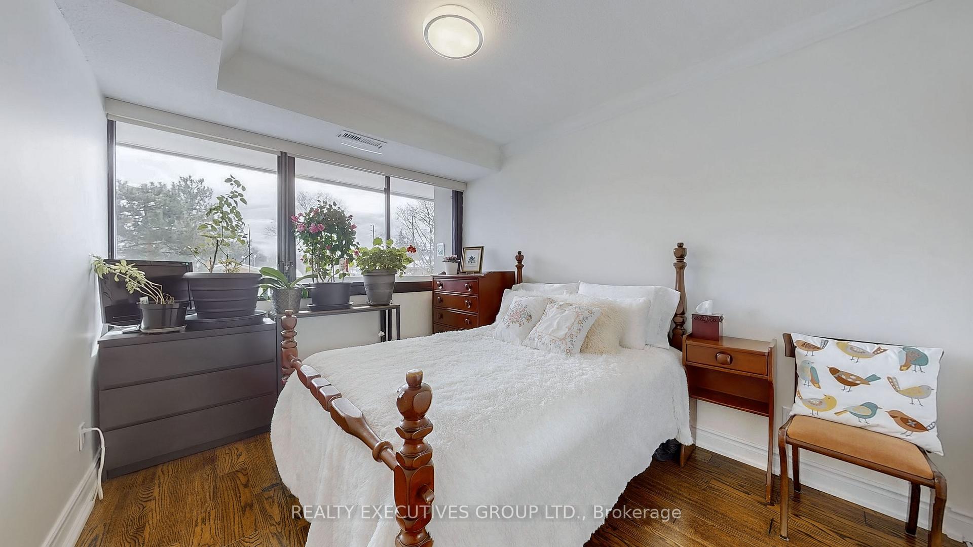 Photo 23 of Unit 303, 8111 Yonge Street, Markham, Royal Orchard — HOMEH
