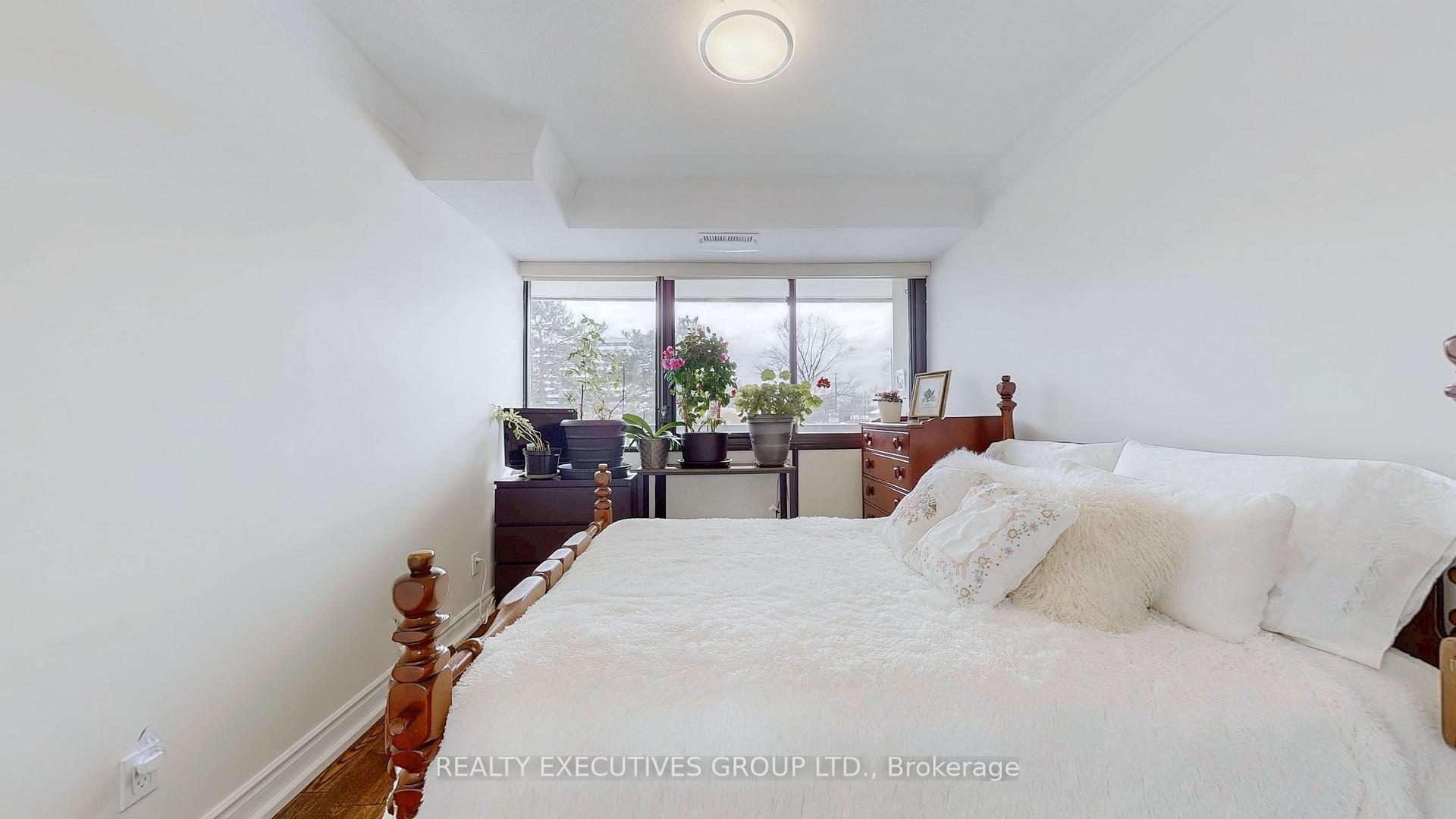 Photo 26 of Unit 303, 8111 Yonge Street, Markham, Royal Orchard — HOMEH
