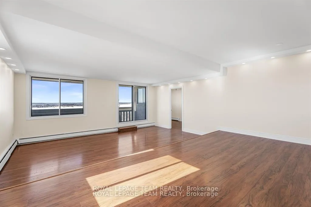 Photo 10 of Unit 2004, 415 Greenview Avenue, Ottawa, Britannia — HOMEH