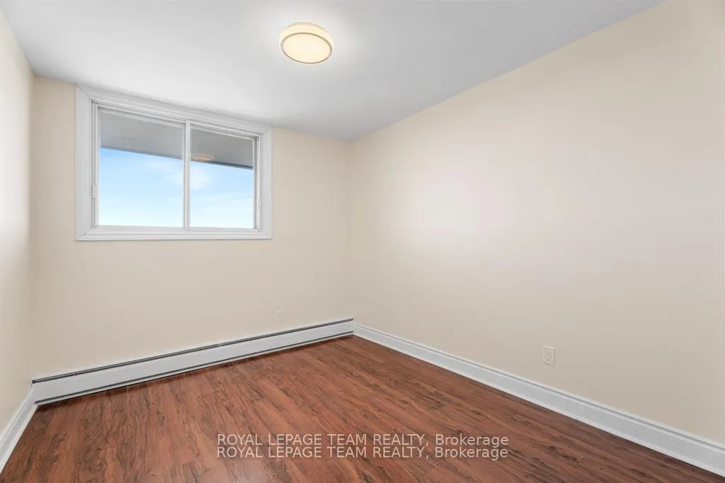 Photo 12 of Unit 2004, 415 Greenview Avenue, Ottawa, Britannia — HOMEH