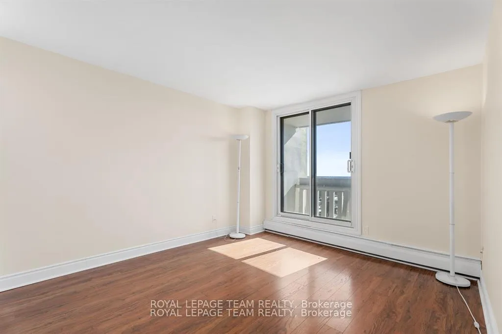 Photo 15 of Unit 2004, 415 Greenview Avenue, Ottawa, Britannia — HOMEH