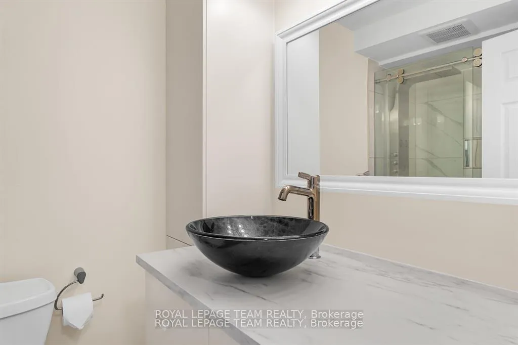 Photo 17 of Unit 2004, 415 Greenview Avenue, Ottawa, Britannia — HOMEH