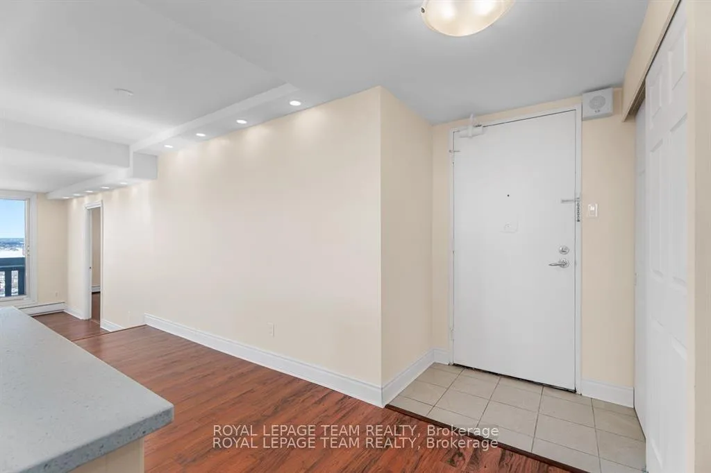 Photo 18 of Unit 2004, 415 Greenview Avenue, Ottawa, Britannia — HOMEH