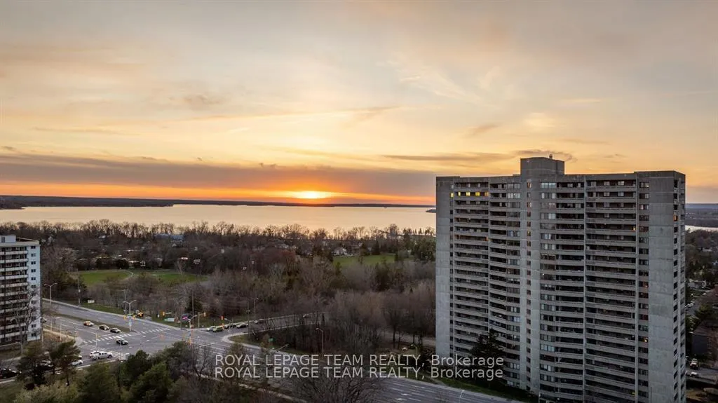 Photo 32 of Unit 2004, 415 Greenview Avenue, Ottawa, Britannia — HOMEH