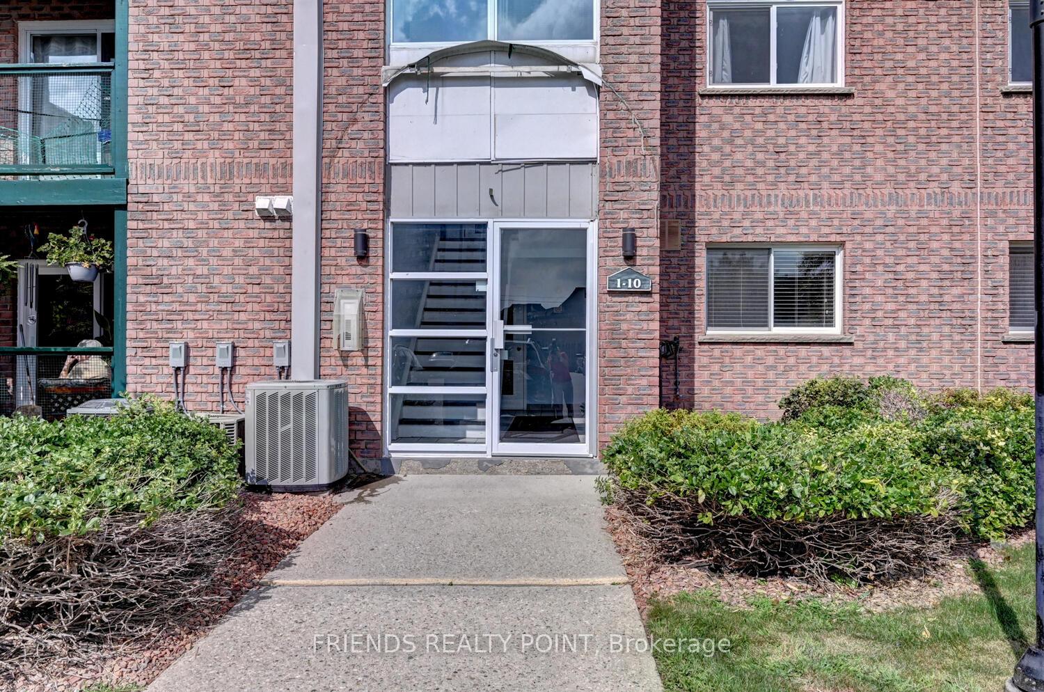Front of Unit 1, 3085 Kingsway Drive