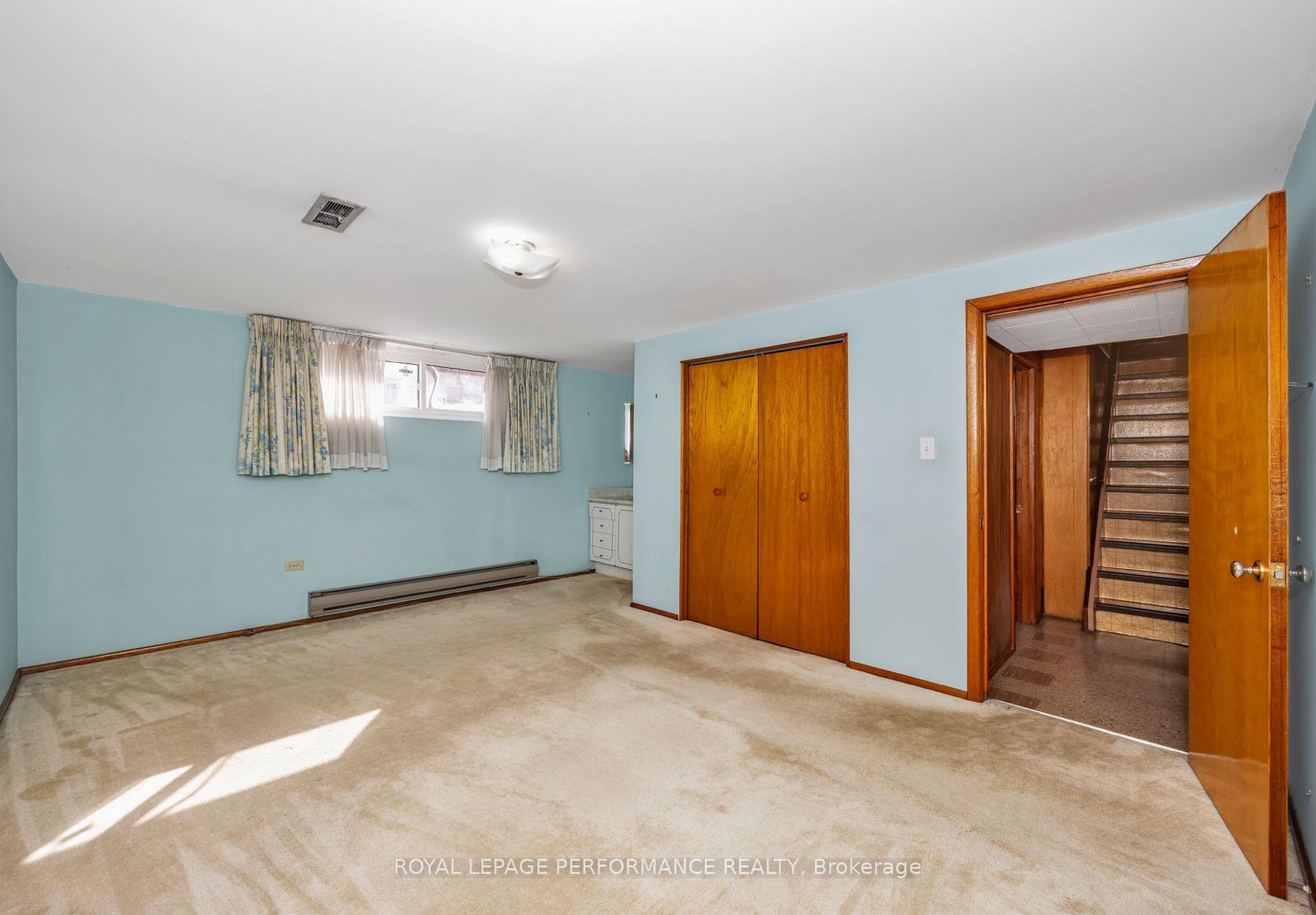 Photo 26 of 586 Sherbourne Road, Ottawa, Carlingwood — HOMEH