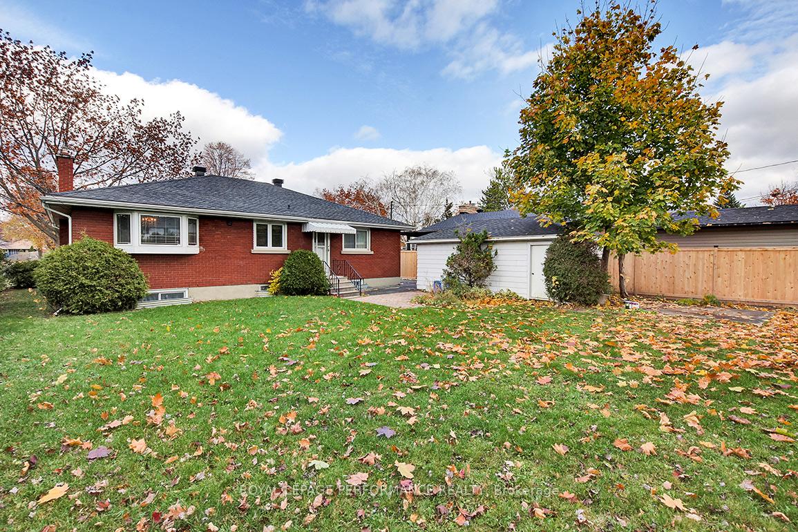 Photo 31 of 586 Sherbourne Road, Ottawa, Carlingwood — HOMEH