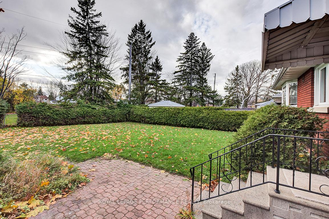Photo 36 of 586 Sherbourne Road, Ottawa, Carlingwood — HOMEH