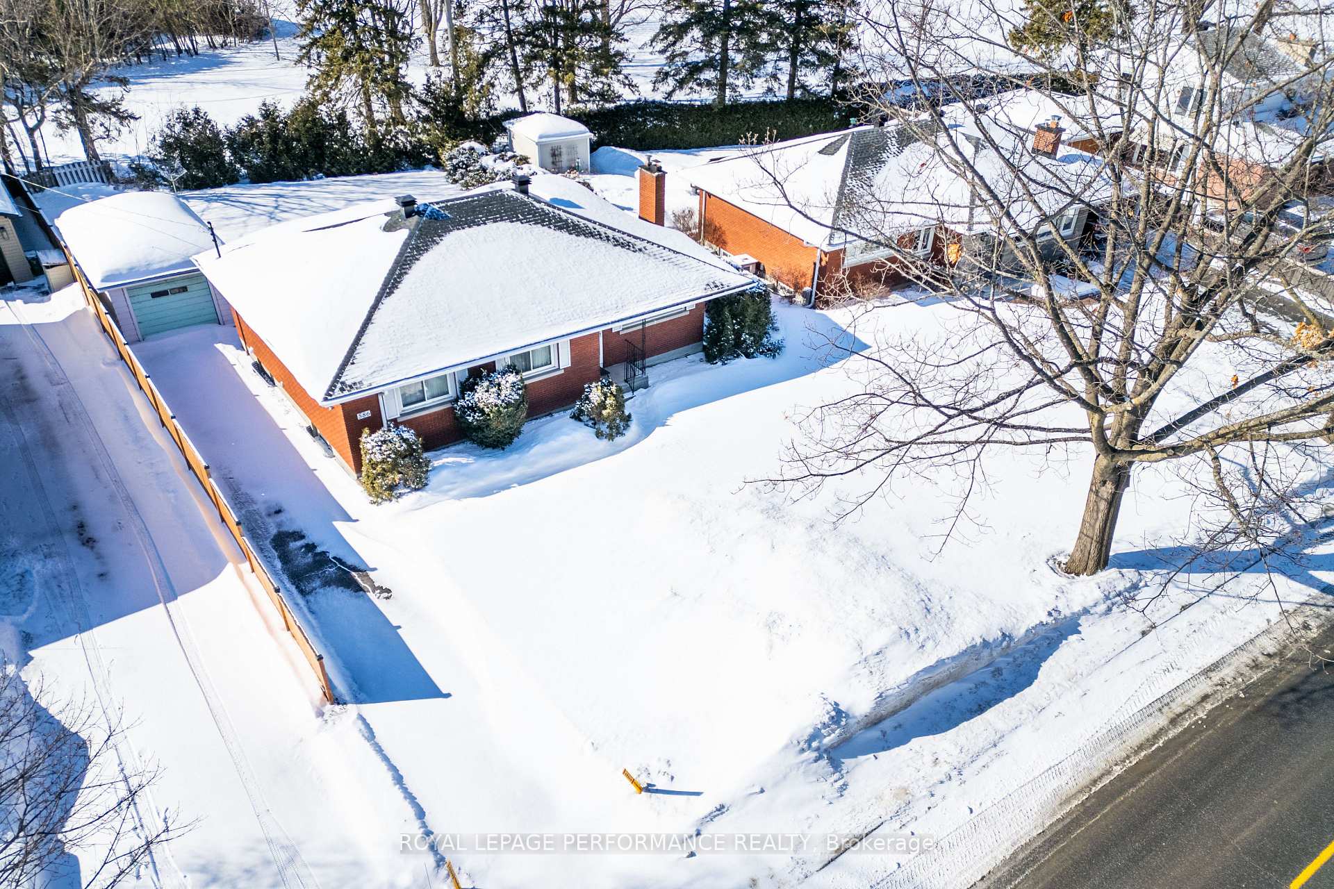 Photo 39 of 586 Sherbourne Road, Ottawa, Carlingwood — HOMEH