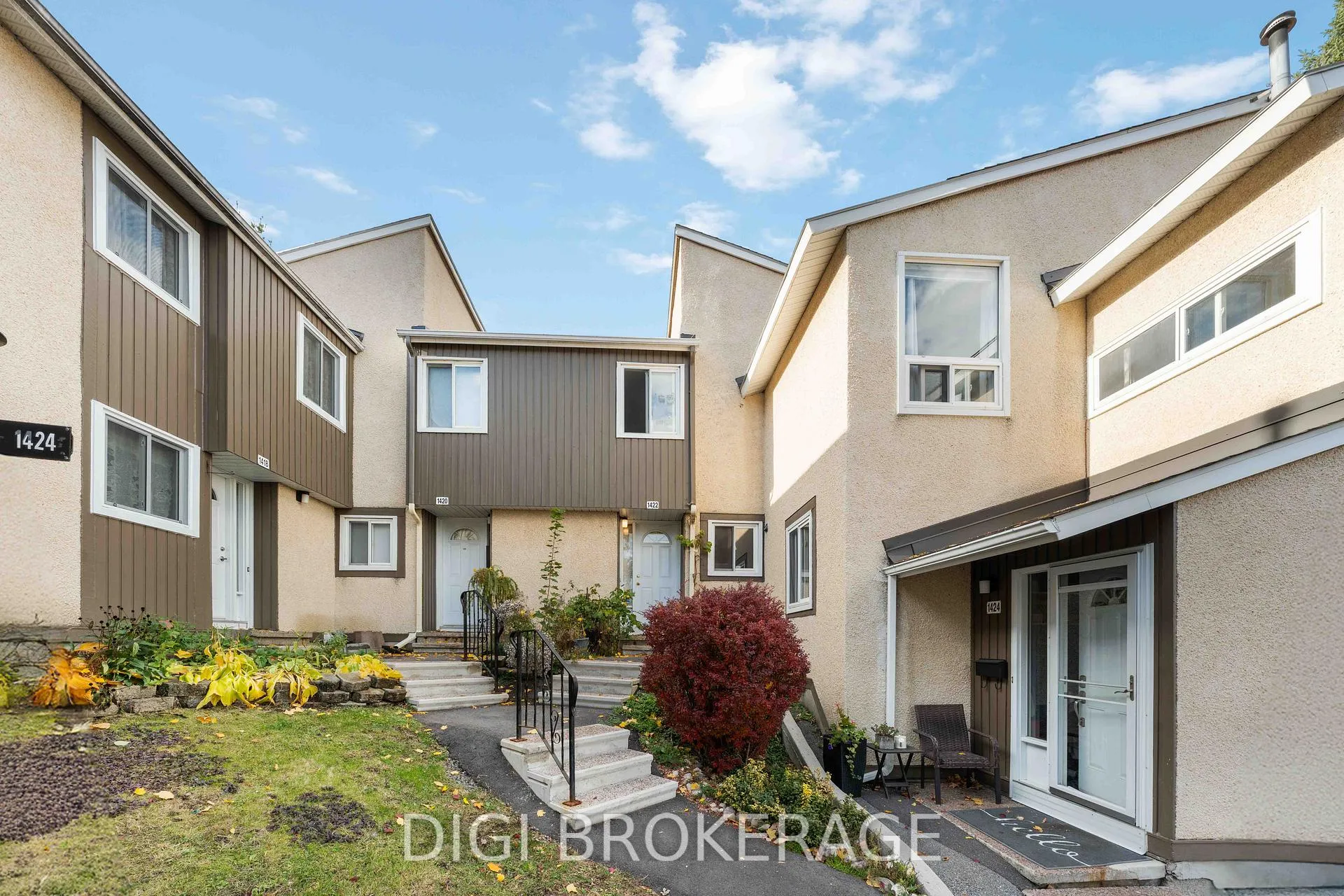 Photo 1 of 1422 Lassiter Terrace, Ottawa, Beaconwood — HOMEH