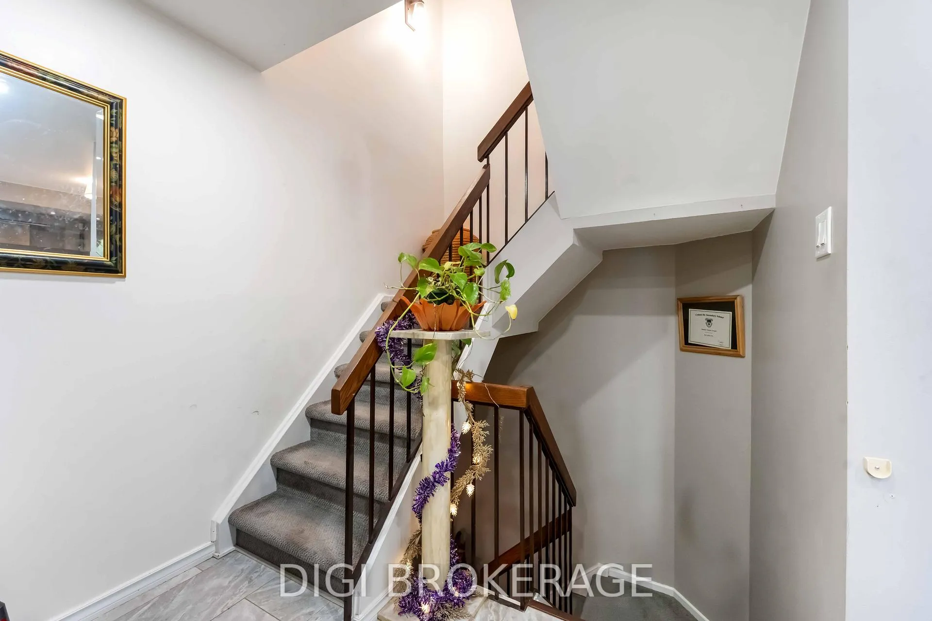 Photo 15 of 1422 Lassiter Terrace, Ottawa, Beaconwood — HOMEH