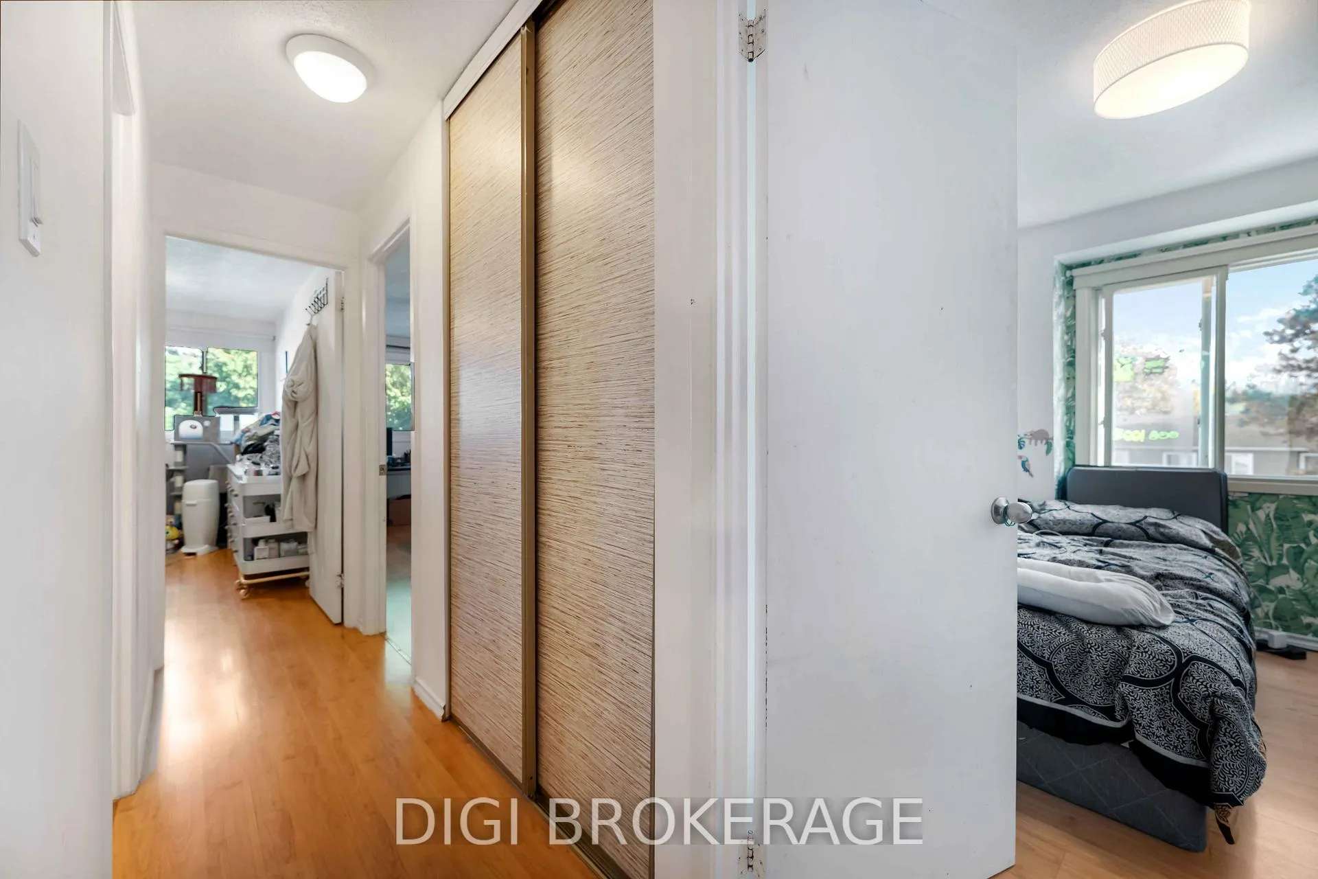 Photo 17 of 1422 Lassiter Terrace, Ottawa, Beaconwood — HOMEH