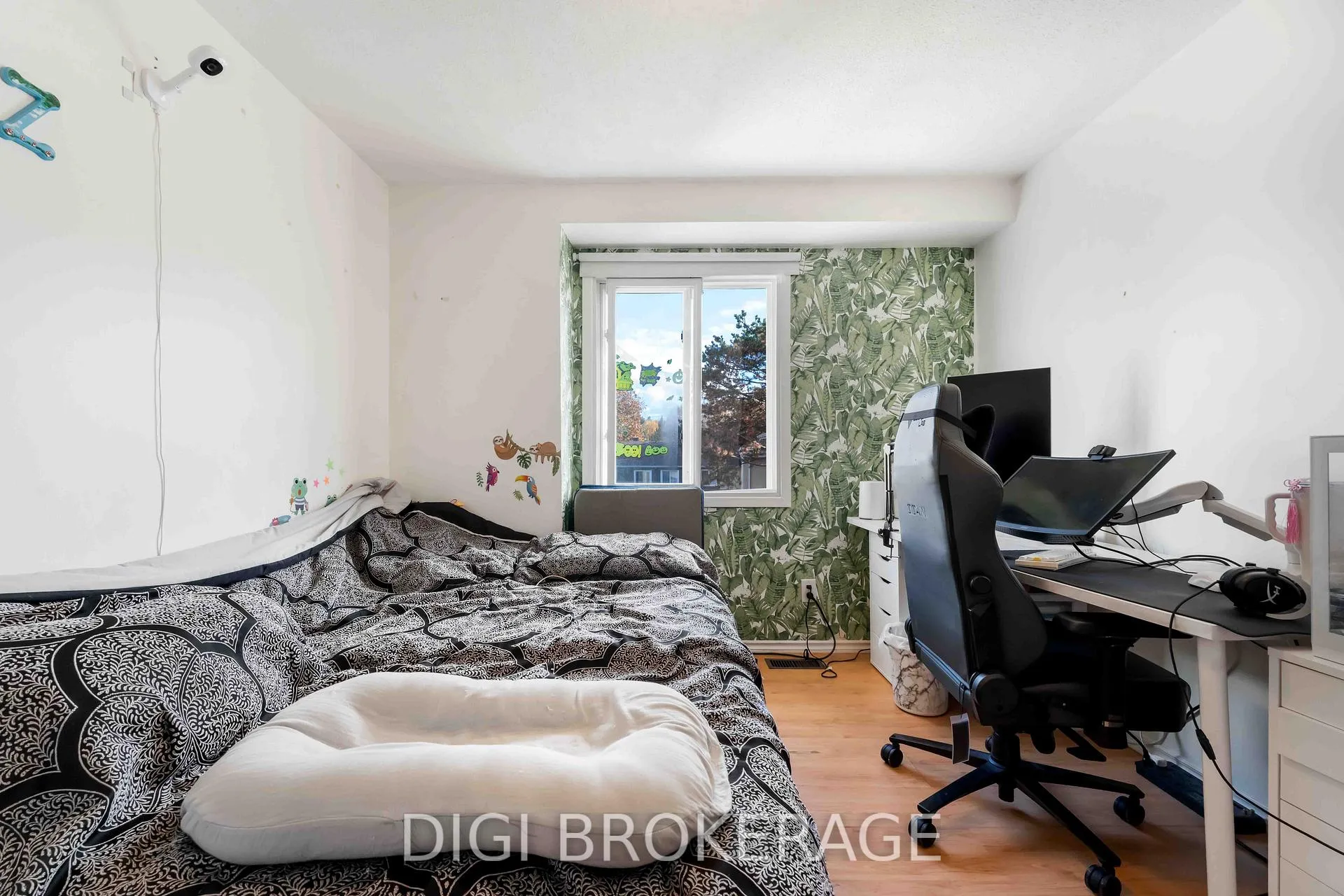 Photo 18 of 1422 Lassiter Terrace, Ottawa, Beaconwood — HOMEH