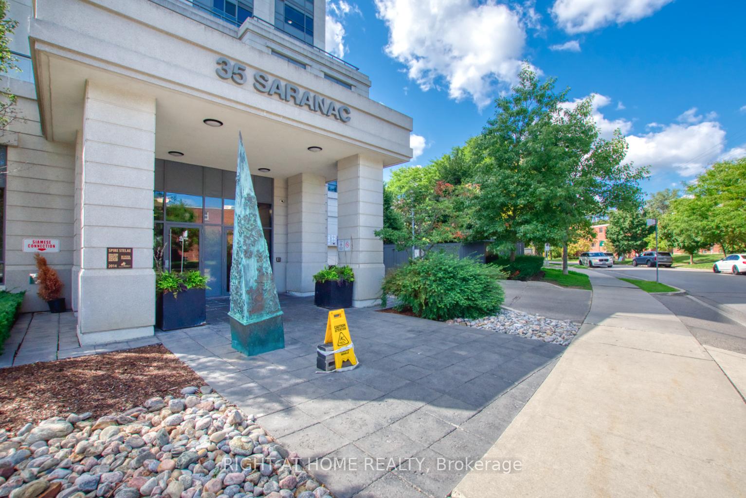 Photo 25 of Unit 827, 35 Saranac Boulevard, Toronto, Englemount-Lawrence — HOMEH