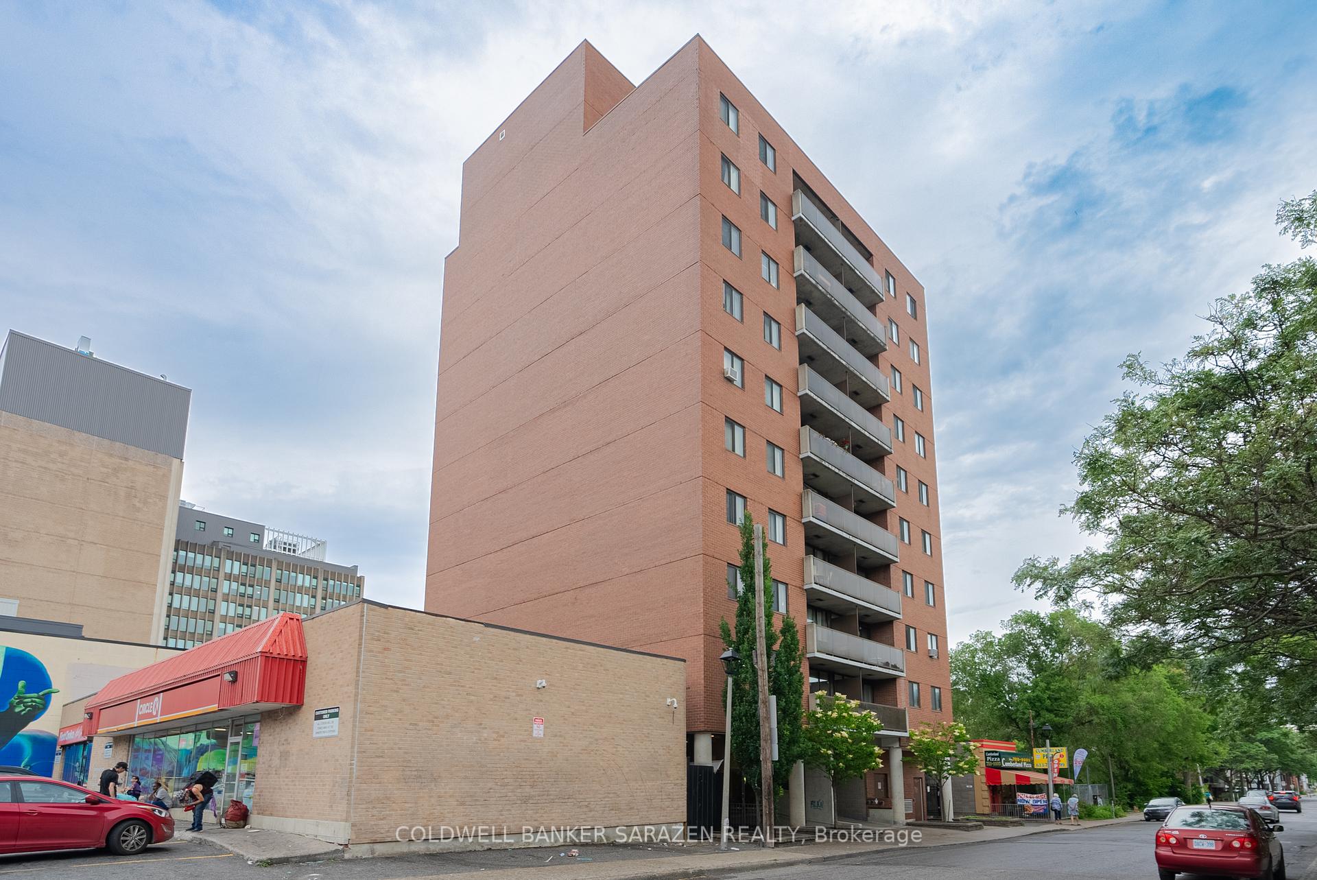Front of Unit 404, 154 Nelson Street