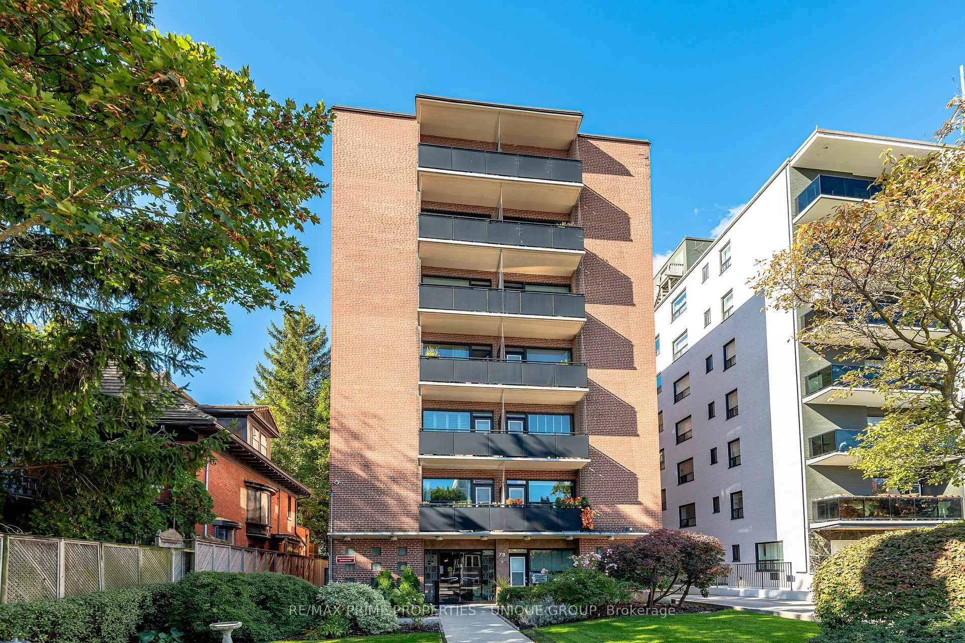 Photo 1 of Unit 303, 78 Warren Road, Toronto, Casa Loma — HOMEH