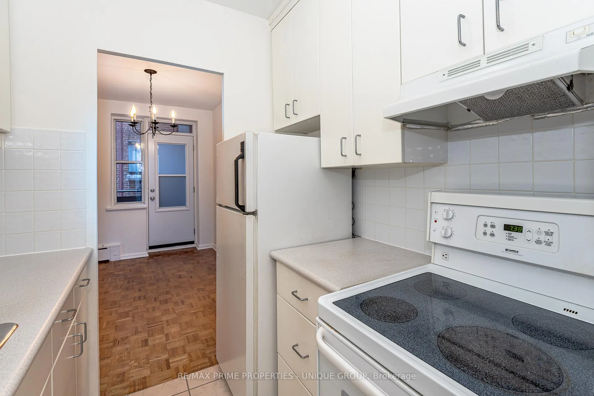 Photo 13 of Unit 303, 78 Warren Road, Toronto, Casa Loma — HOMEH