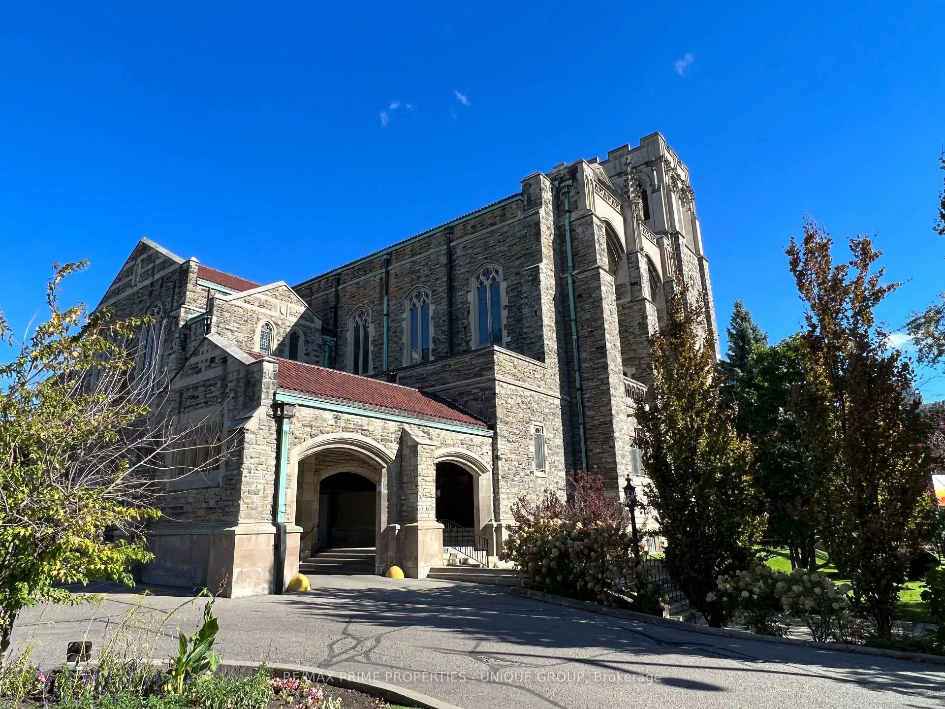 Photo 23 of Unit 303, 78 Warren Road, Toronto, Casa Loma — HOMEH