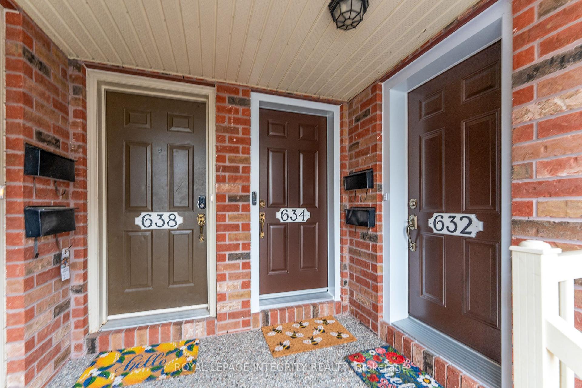Photo 2 of 632 Reardon Private, Ottawa, Heron Gate/Industrial Park — HOMEH