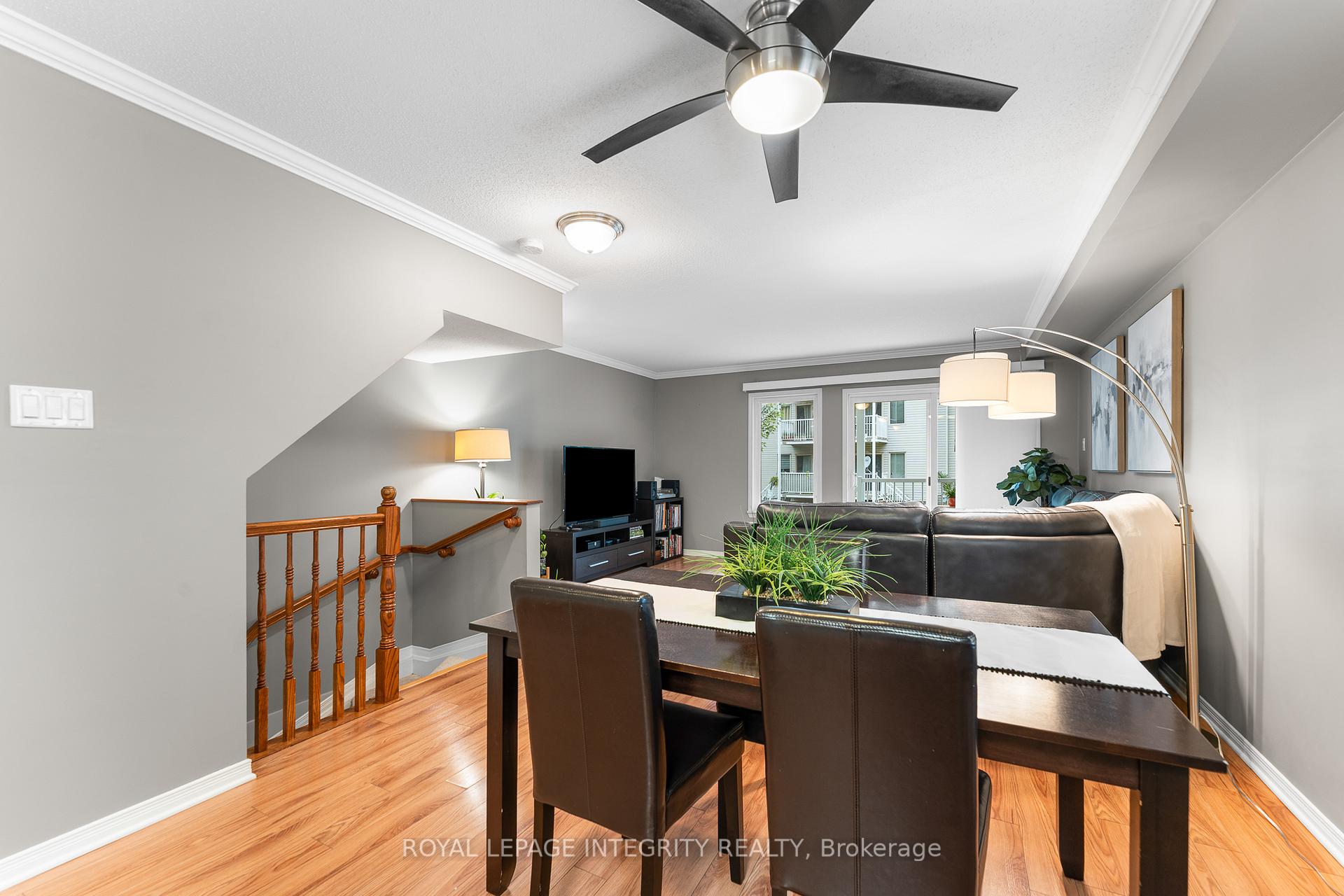 Photo 8 of 632 Reardon Private, Ottawa, Heron Gate/Industrial Park — HOMEH