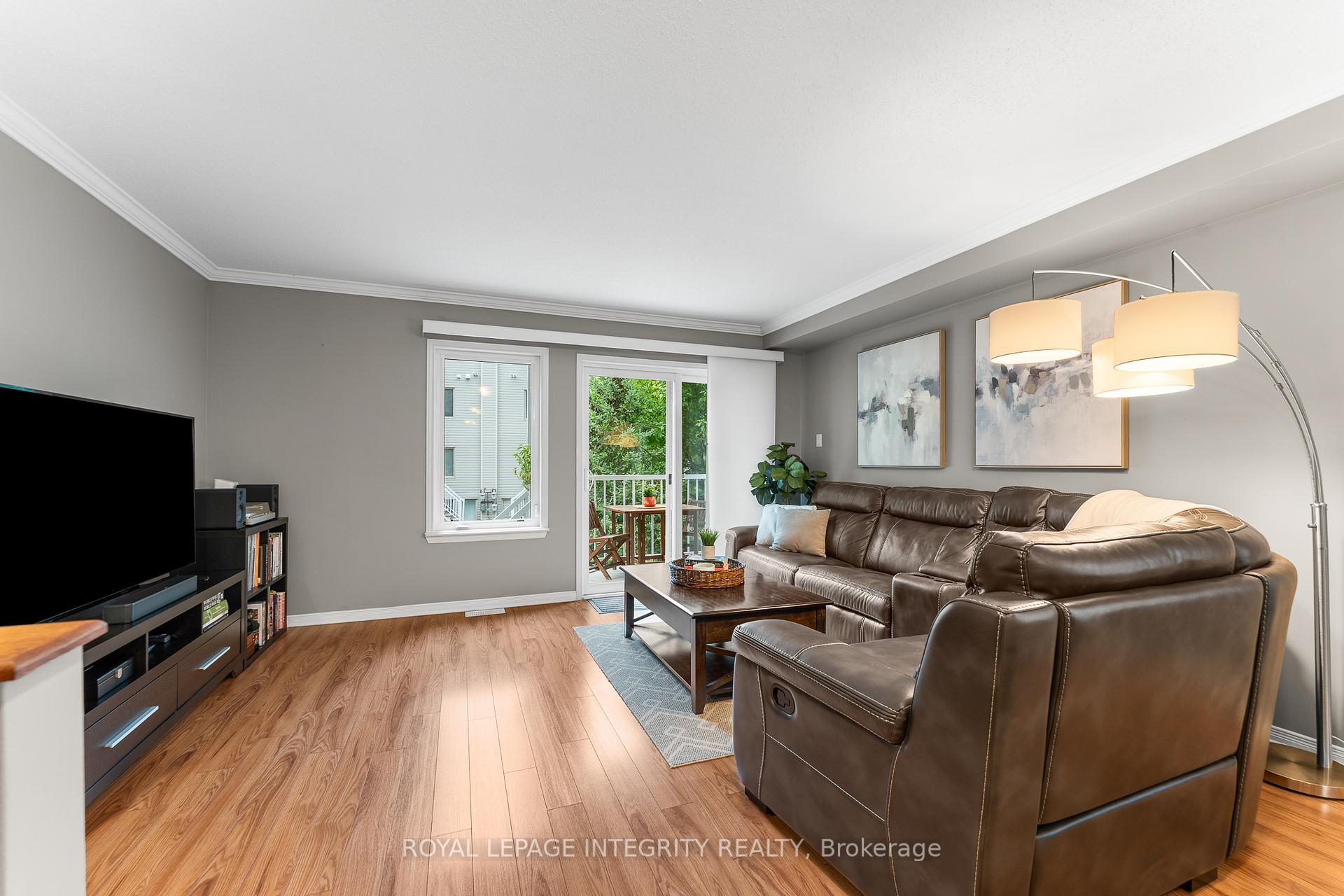 Photo 11 of 632 Reardon Private, Ottawa, Heron Gate/Industrial Park — HOMEH