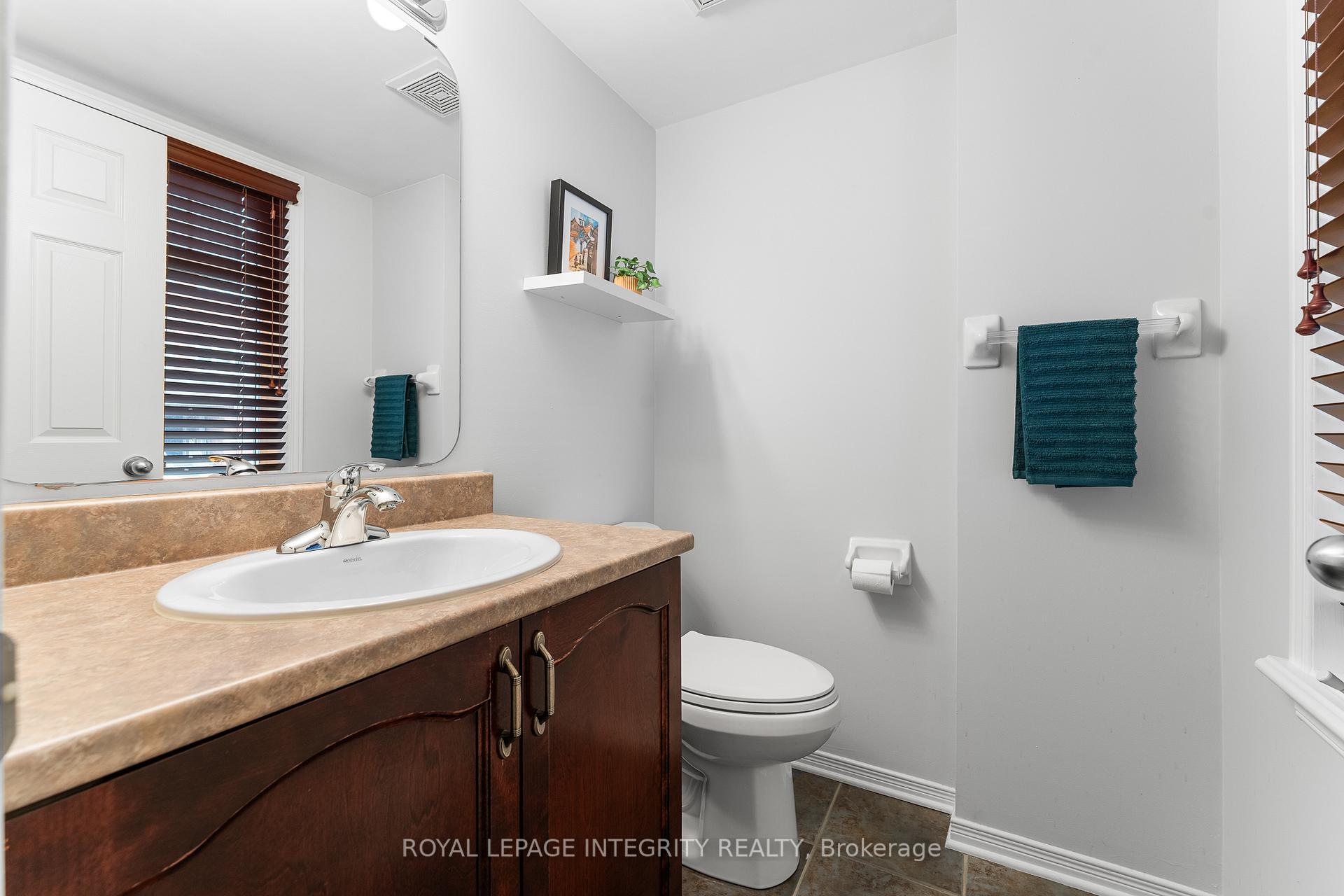 Photo 15 of 632 Reardon Private, Ottawa, Heron Gate/Industrial Park — HOMEH