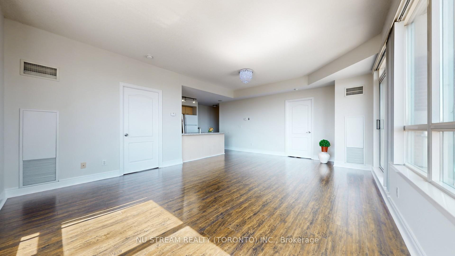 Photo 11 of Unit 1020, 62 Suncrest Boulevard, Markham, Commerce Valley — HOMEH
