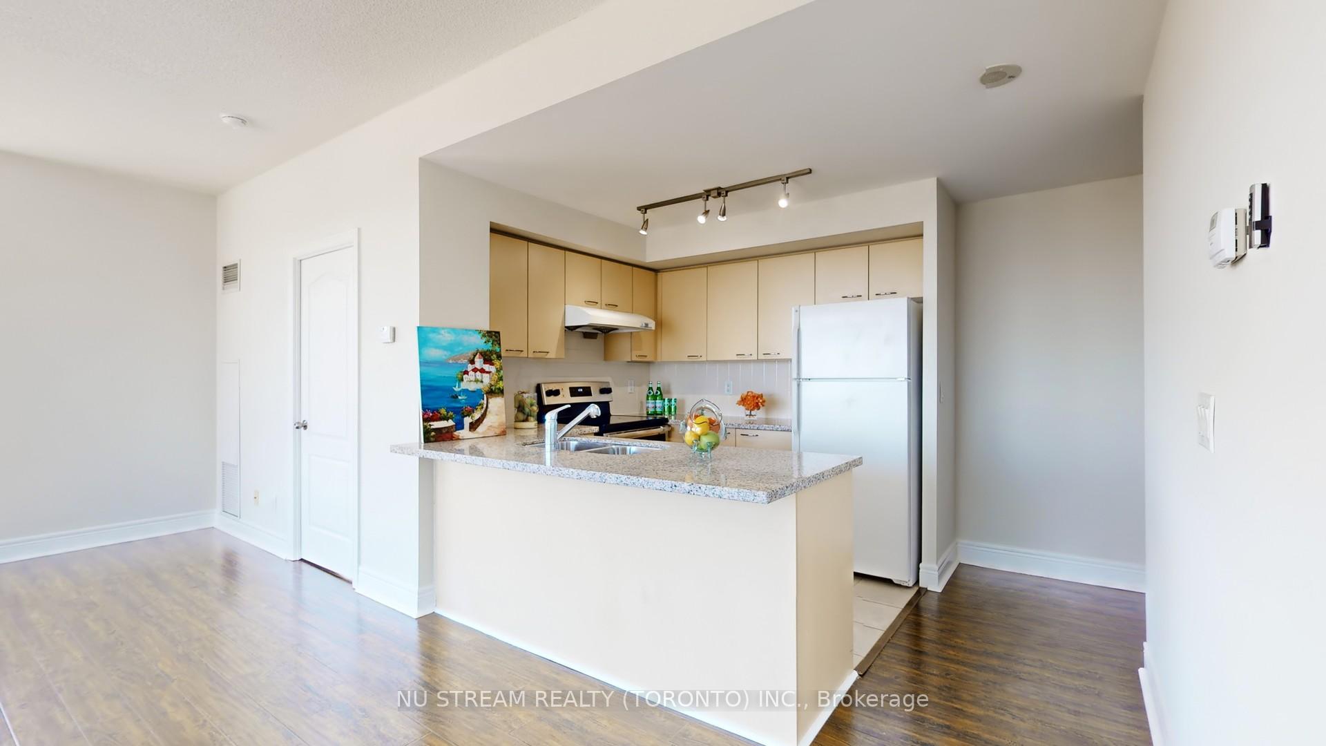 Photo 12 of Unit 1020, 62 Suncrest Boulevard, Markham, Commerce Valley — HOMEH