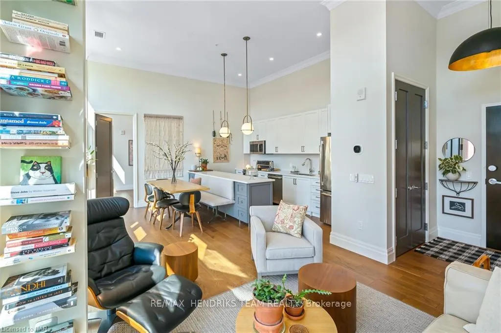 Photo 10 of Unit LPH10, 112 King Street, Hamilton, Beasley — HOMEH