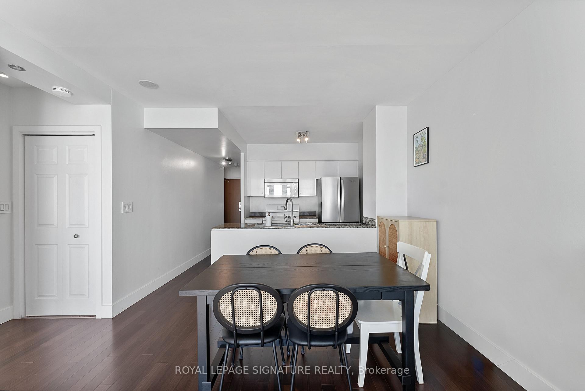 Photo 5 of Unit 4311, 35 Mariner Terrace, Toronto, Waterfront Communities — HOMEH