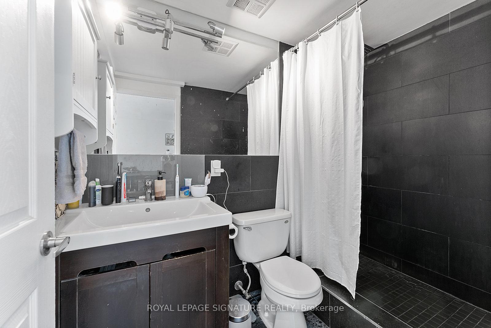Photo 11 of Unit 4311, 35 Mariner Terrace, Toronto, Waterfront Communities — HOMEH