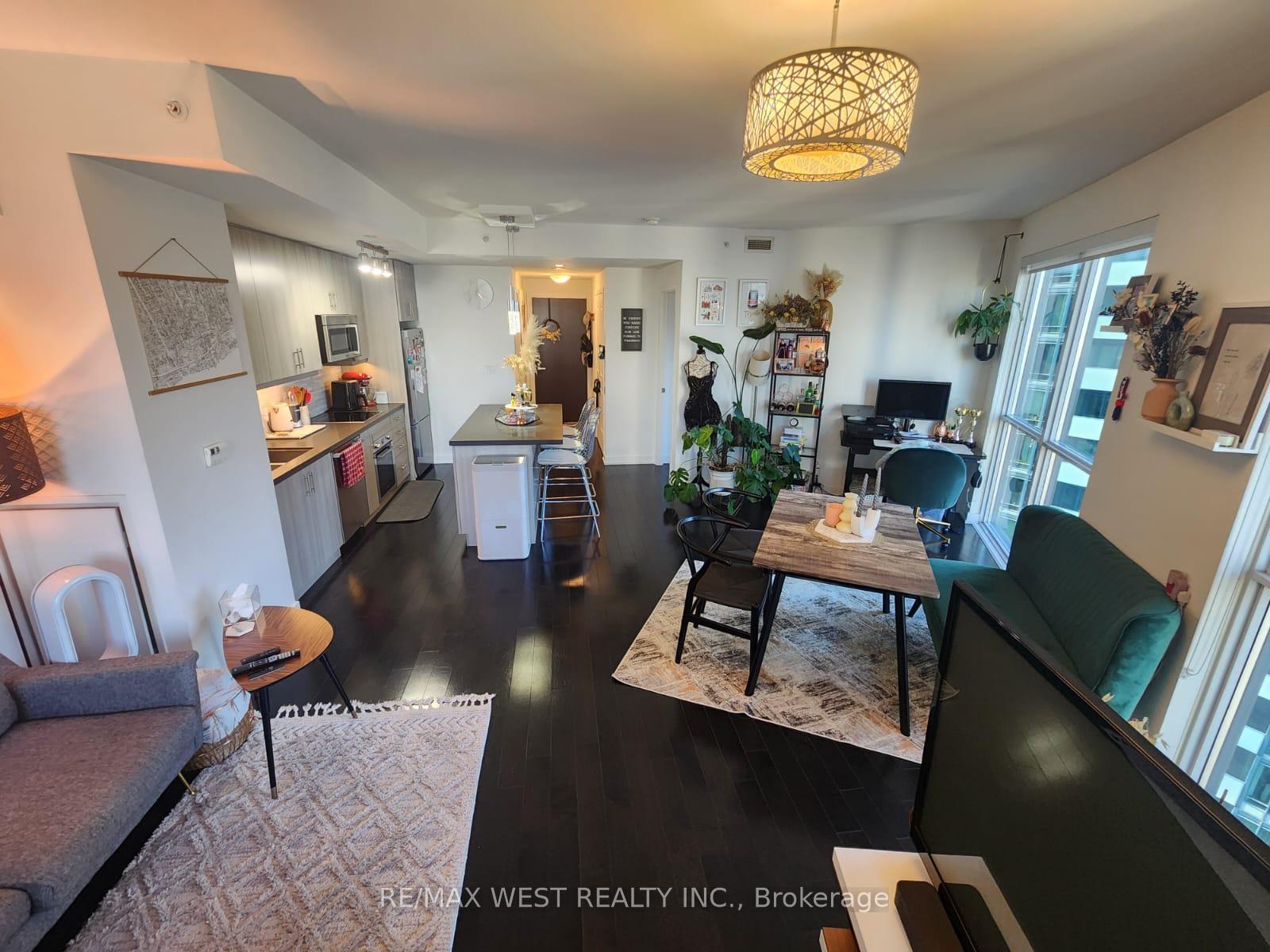 Photo 20 of Unit 1906, 1 The Esplanade Avenue, Toronto, Church-Yonge Corridor — HOMEH