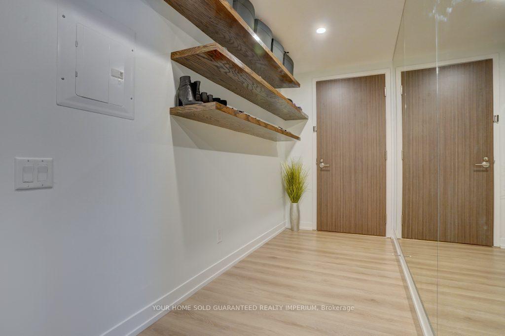 Photo 3 of Unit 823, 560 King Street, Toronto, Waterfront Communities — HOMEH