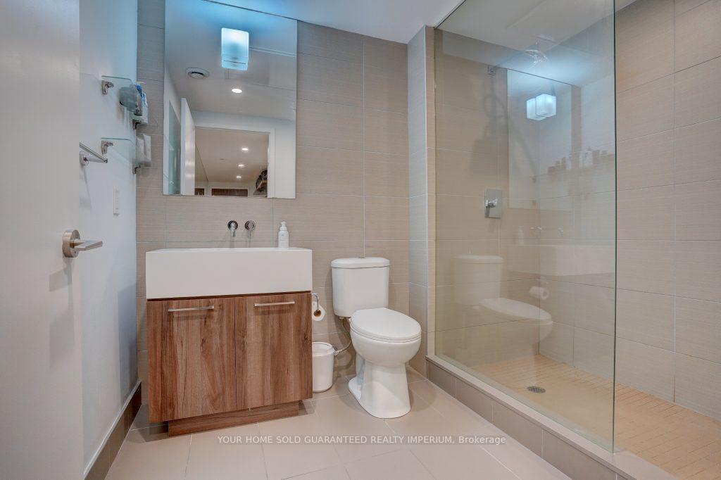 Photo 8 of Unit 823, 560 King Street, Toronto, Waterfront Communities — HOMEH