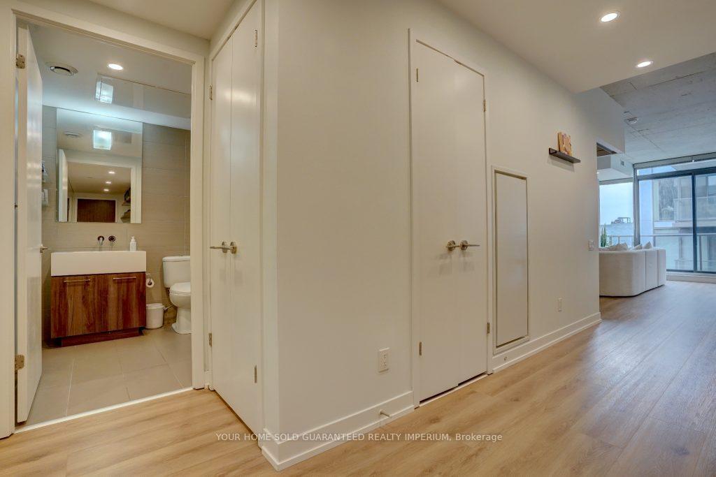 Photo 5 of Unit 823, 560 King Street, Toronto, Waterfront Communities — HOMEH