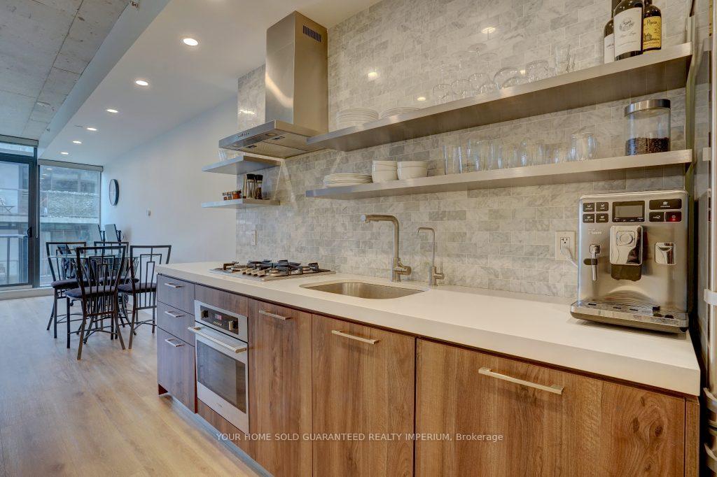 Photo 21 of Unit 823, 560 King Street, Toronto, Waterfront Communities — HOMEH