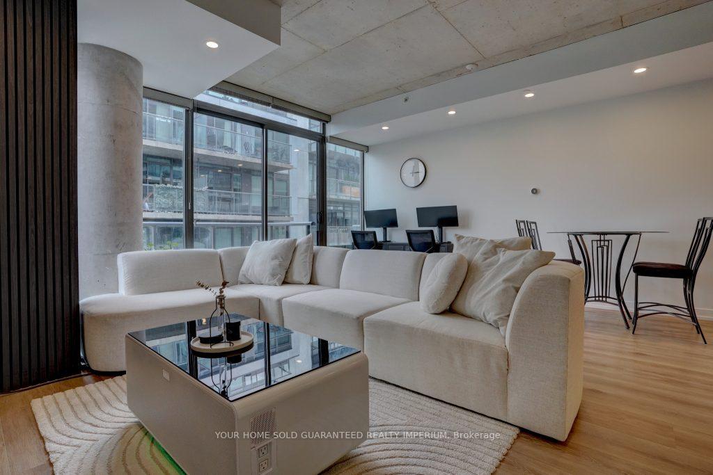Photo 14 of Unit 823, 560 King Street, Toronto, Waterfront Communities — HOMEH