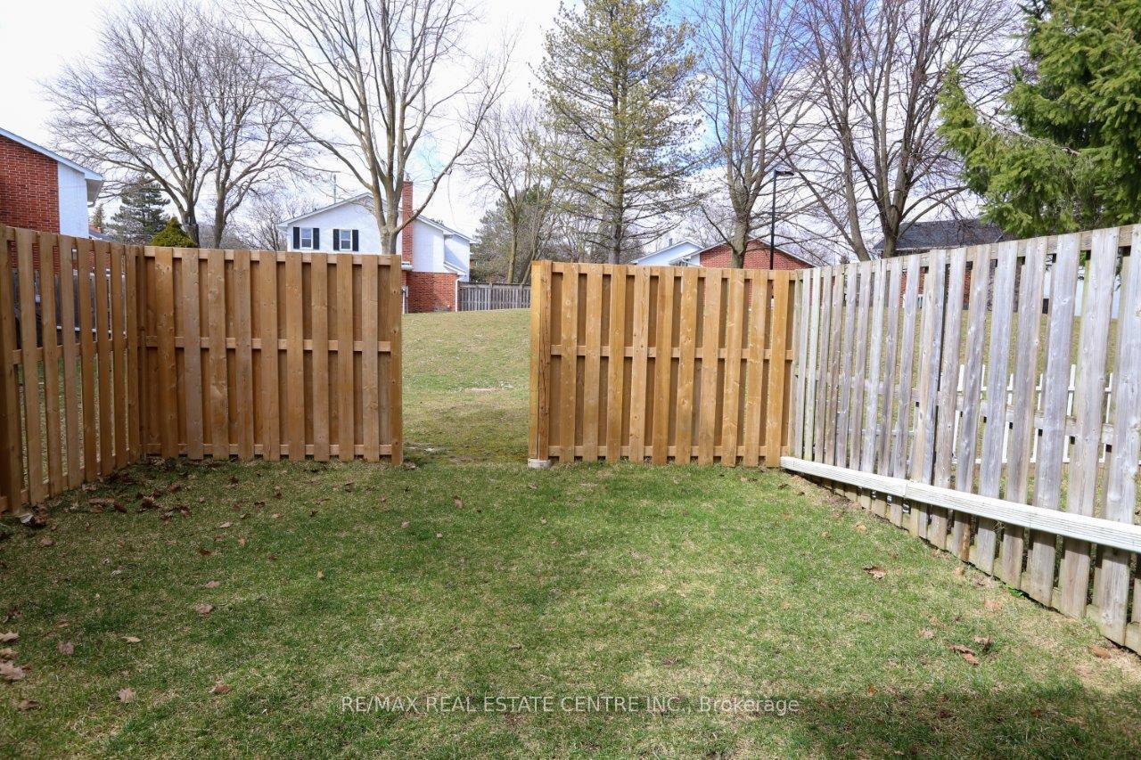 Photo 8 of Unit 1, 411 Keats Way, Waterloo, Beechwood West — HOMEH