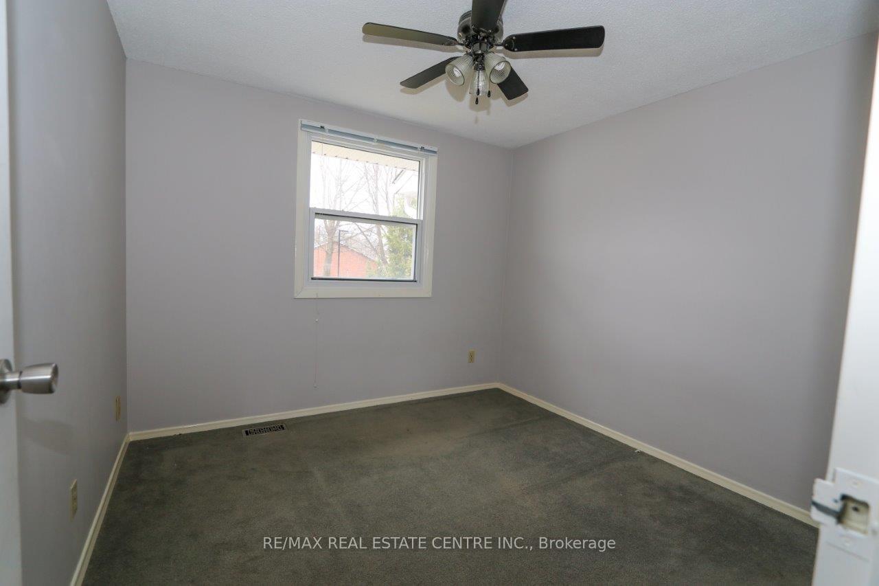 Photo 20 of Unit 1, 411 Keats Way, Waterloo, Beechwood West — HOMEH