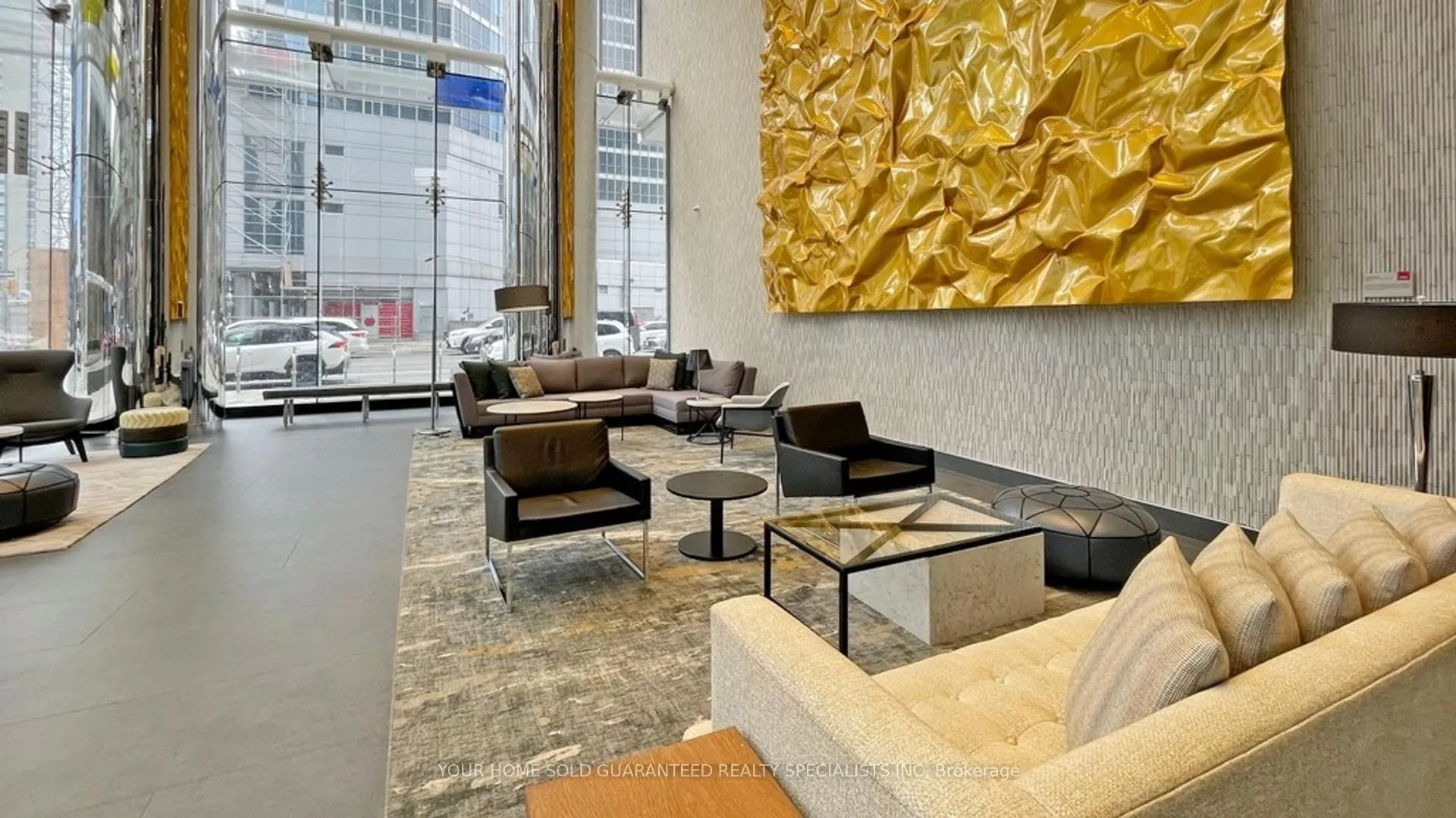 Photo 3 of Unit 4705, 10 York Street, Toronto, Waterfront Communities — HOMEH