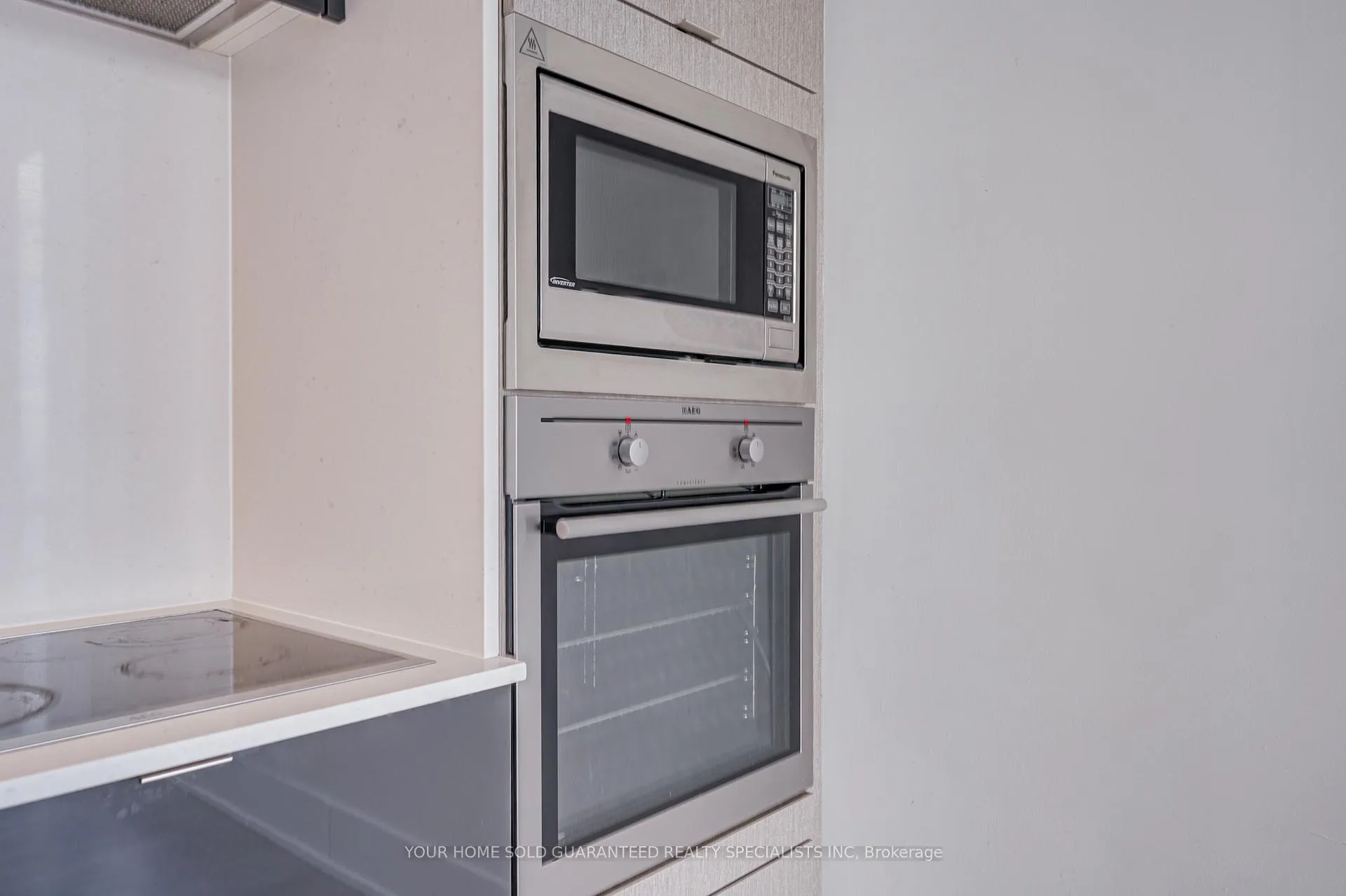 Photo 7 of Unit 4705, 10 York Street, Toronto, Waterfront Communities — HOMEH