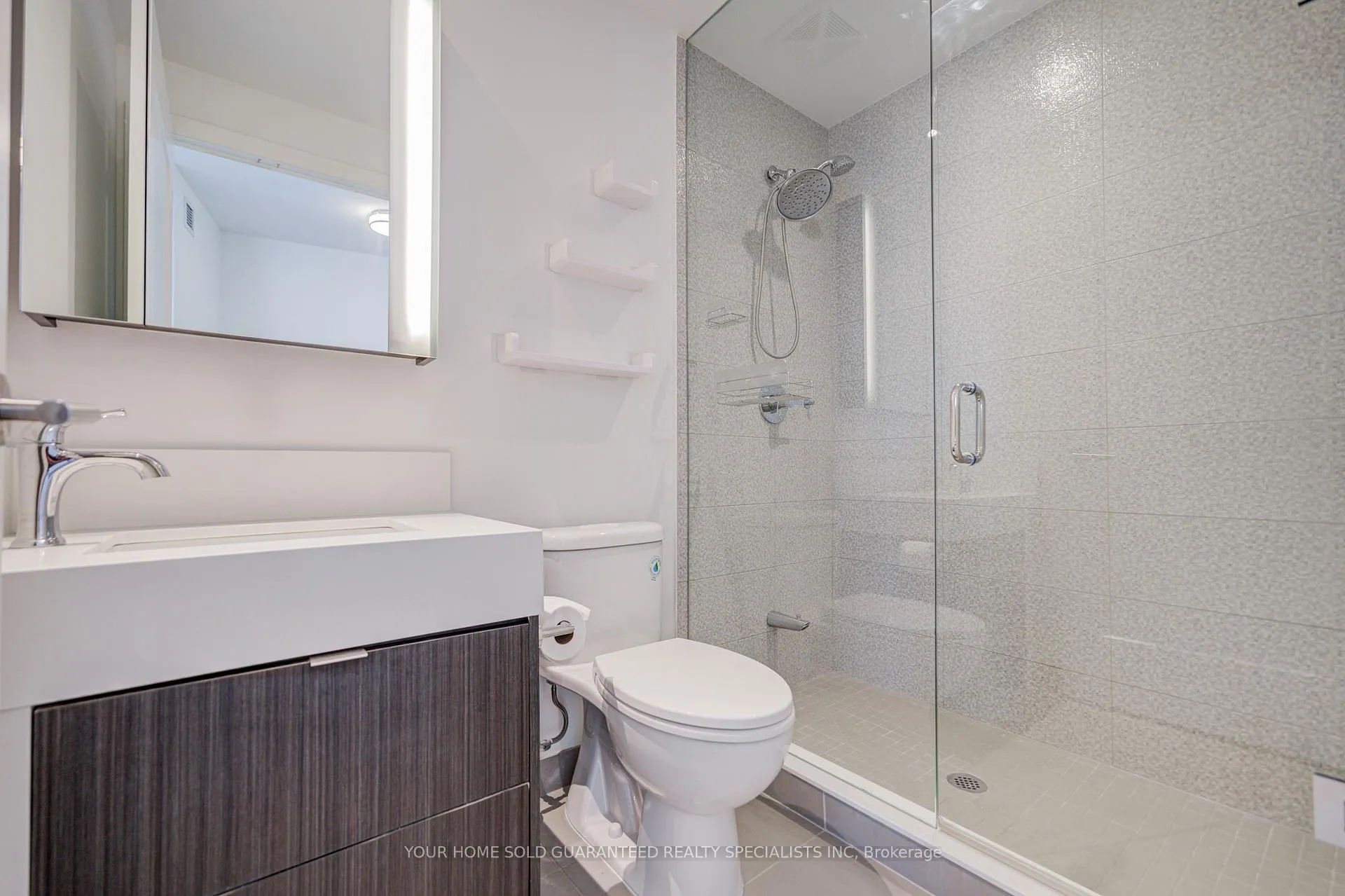 Photo 11 of Unit 4705, 10 York Street, Toronto, Waterfront Communities — HOMEH