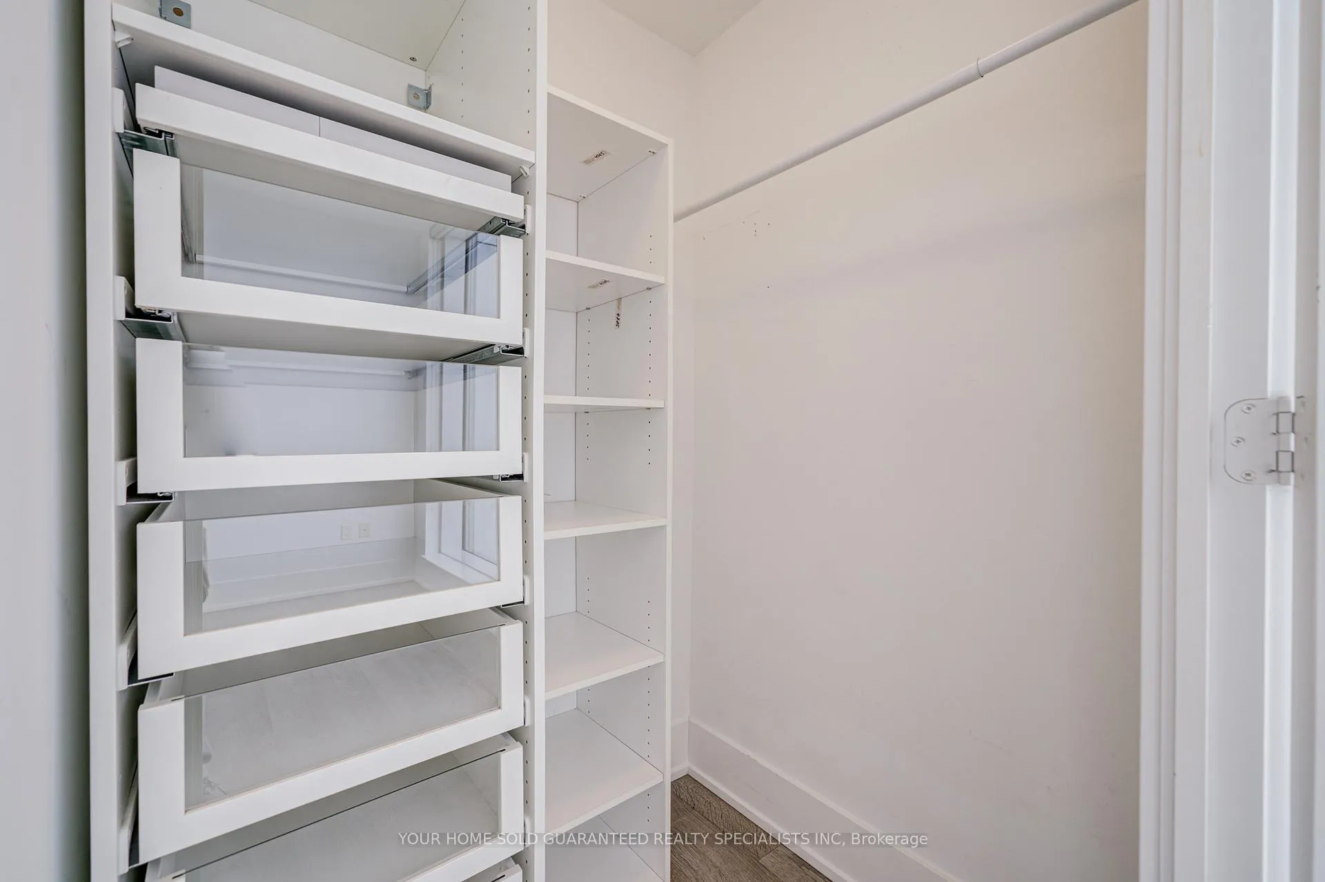 Photo 18 of Unit 4705, 10 York Street, Toronto, Waterfront Communities — HOMEH
