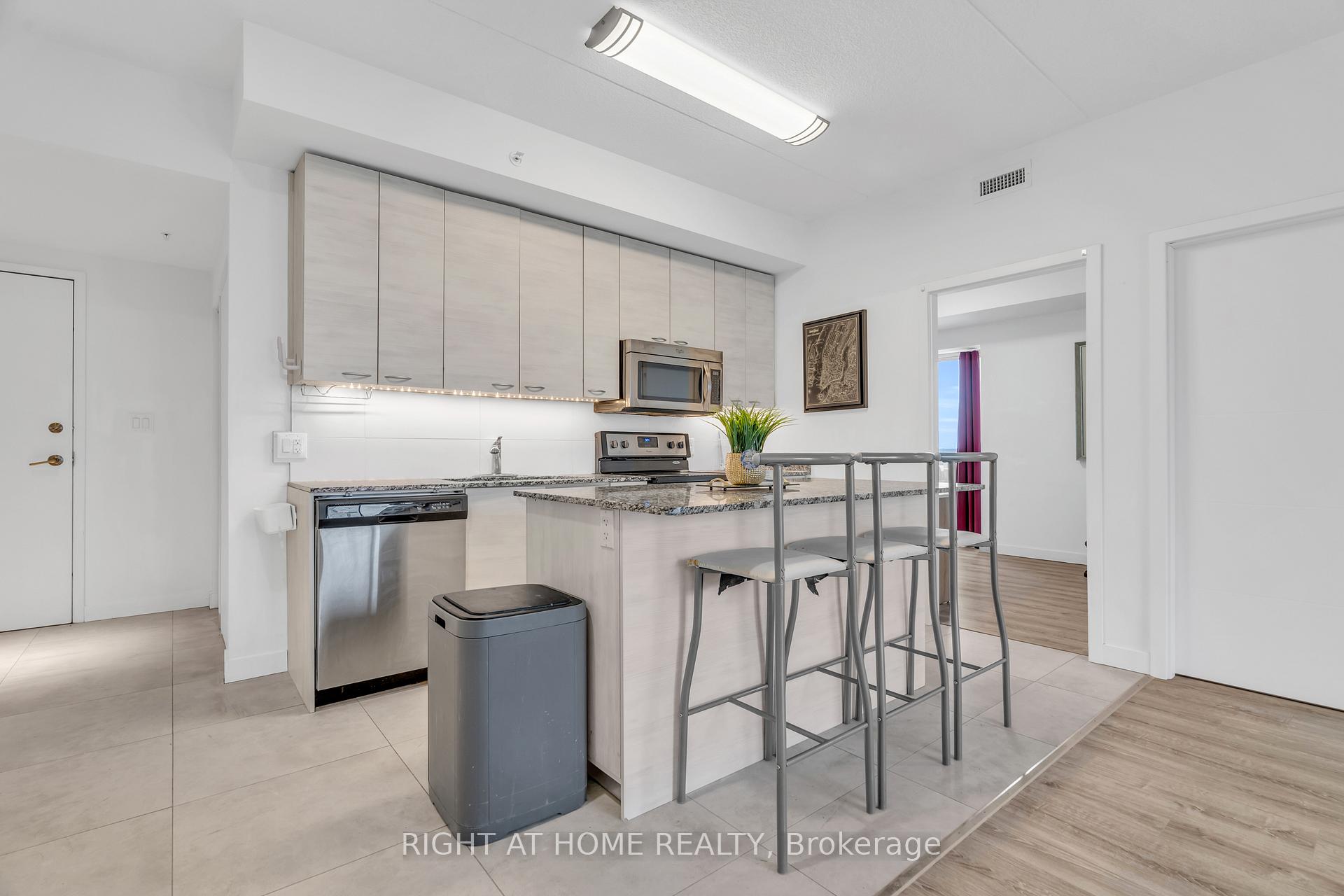 Photo 12 of Unit 703, 280 Lester Street, Waterloo — HOMEH