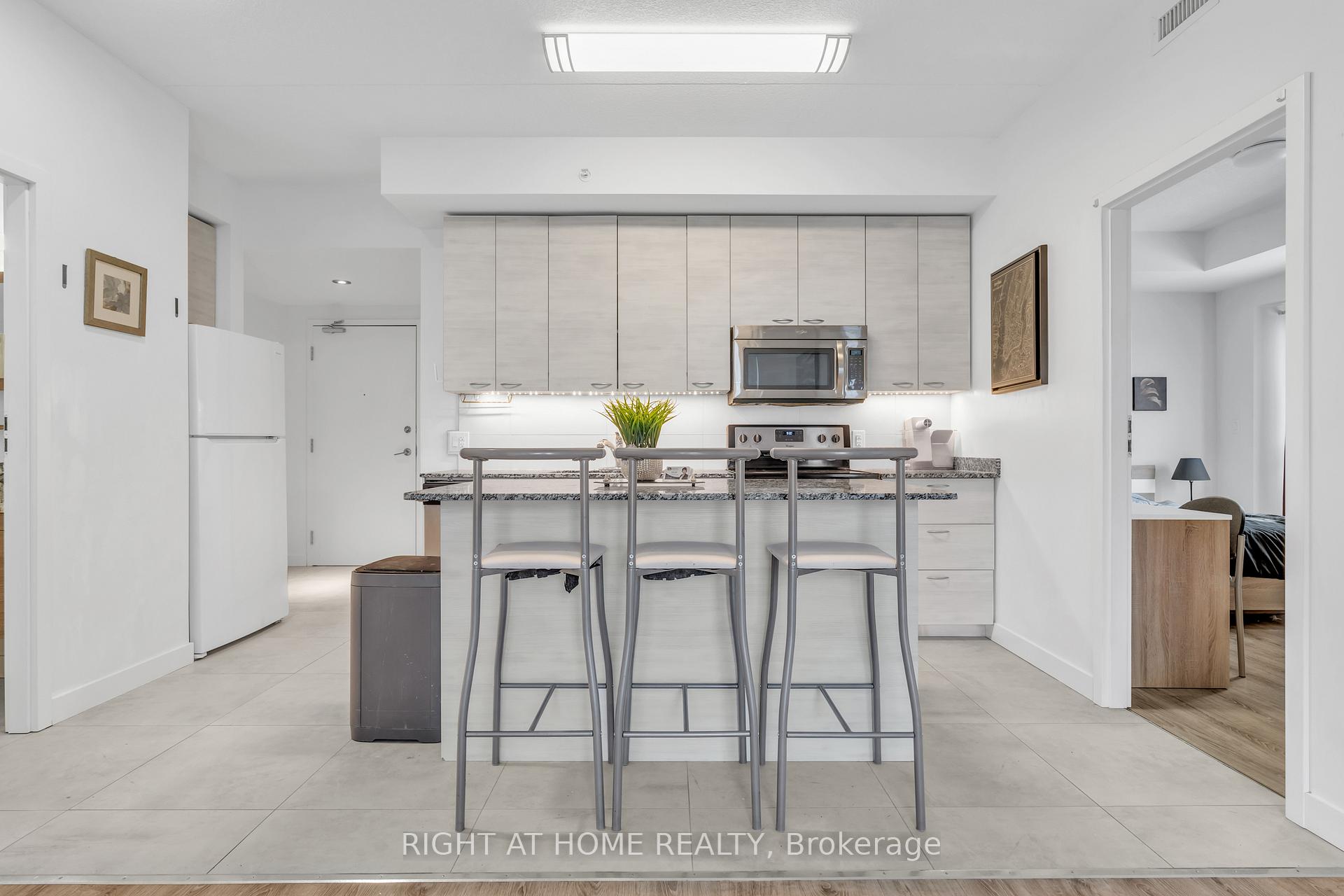 Photo 35 of Unit 703, 280 Lester Street, Waterloo — HOMEH