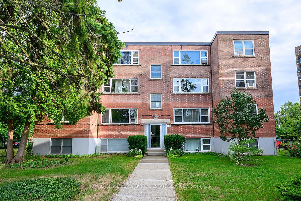 Front of Unit 9, 2422 New Street