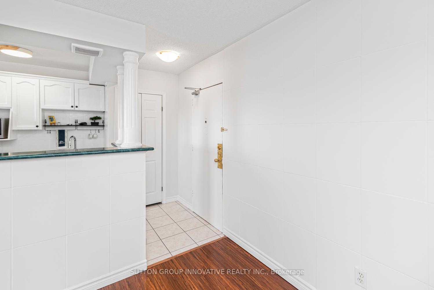Photo 3 of Unit 404, 851 Queenston Road, Hamilton, Riverdale — HOMEH